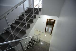 Гостевой дом Семейная гостиница Батуми Двухместный номер с 1 кроватью или 2 отдельными кроватями и собственной ванной комнатой-8