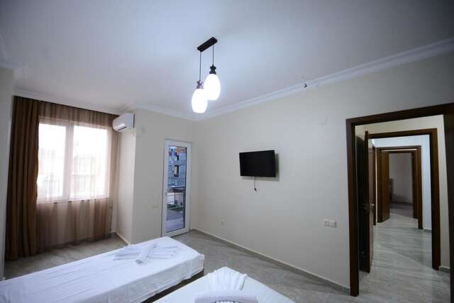 Гостевой дом Семейная гостиница Батуми-16